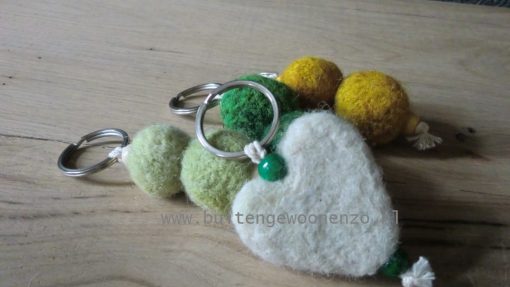 Hanger wollen bolletjes - Image 3